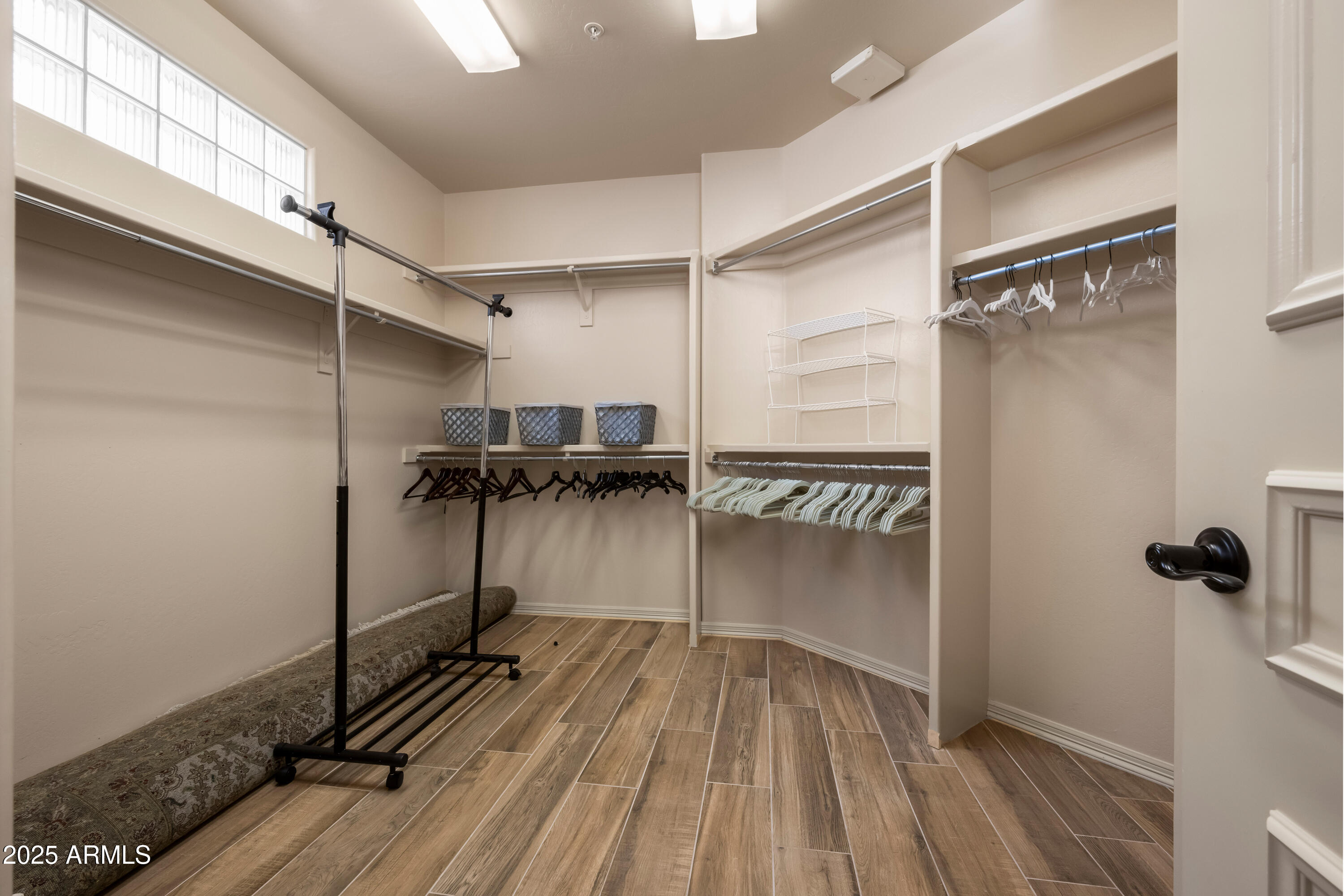 7425 East Gainey Ranch Road, Unit 13 Scottsdale, AZ 85258 - Photo 19 of 52 Primary Bedroom Walking Closet