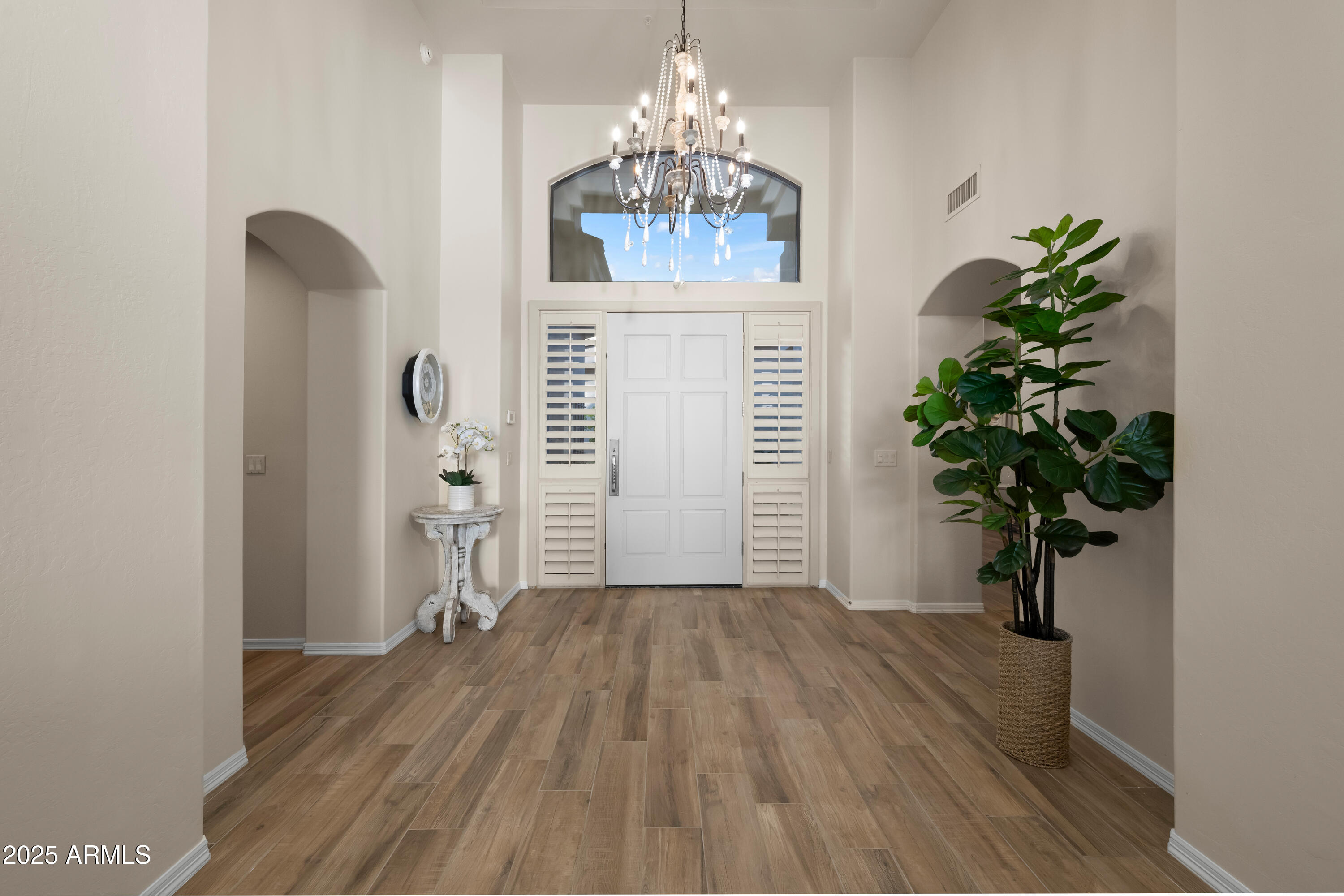 7425 East Gainey Ranch Road, Unit 13 Scottsdale, AZ 85258 - Photo 4 of 52 Grand Entry