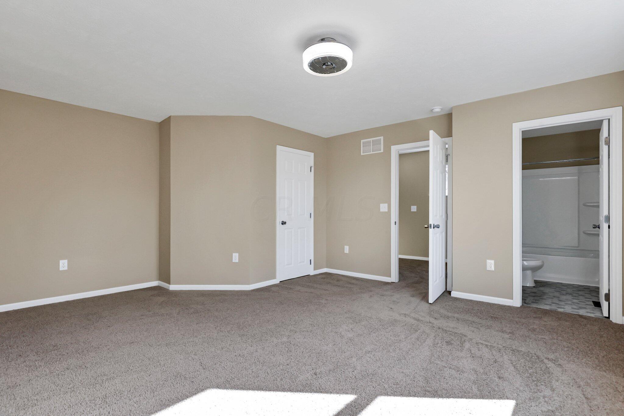 2797 McGuffey Road Columbus, OH 43211 - Photo 19 of 28 24-web-or-mls-0N4A1582