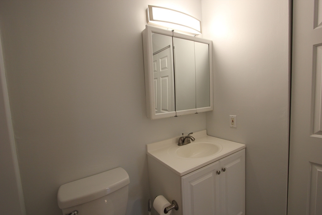 1801 Franklin Crossing Road, Unit 1801 Franklin, MA 02038 - Photo 11 of 34