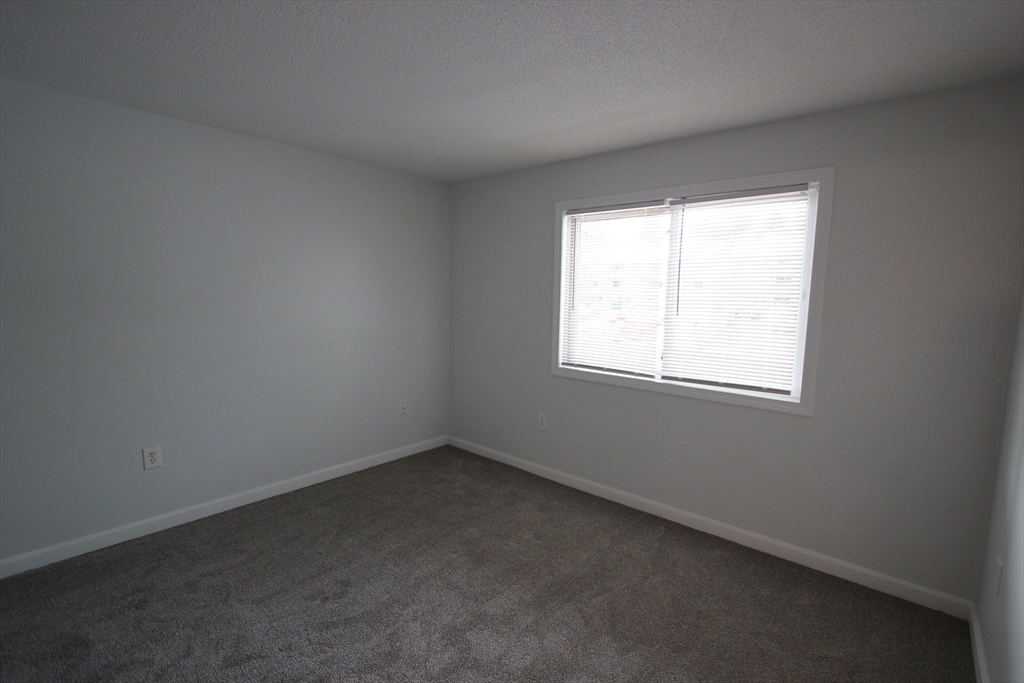 1801 Franklin Crossing Road, Unit 1801 Franklin, MA 02038 - Photo 15 of 34