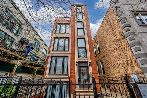 $4,100 | 852 North Paulina Street, Unit 2, Chicago, IL 60622