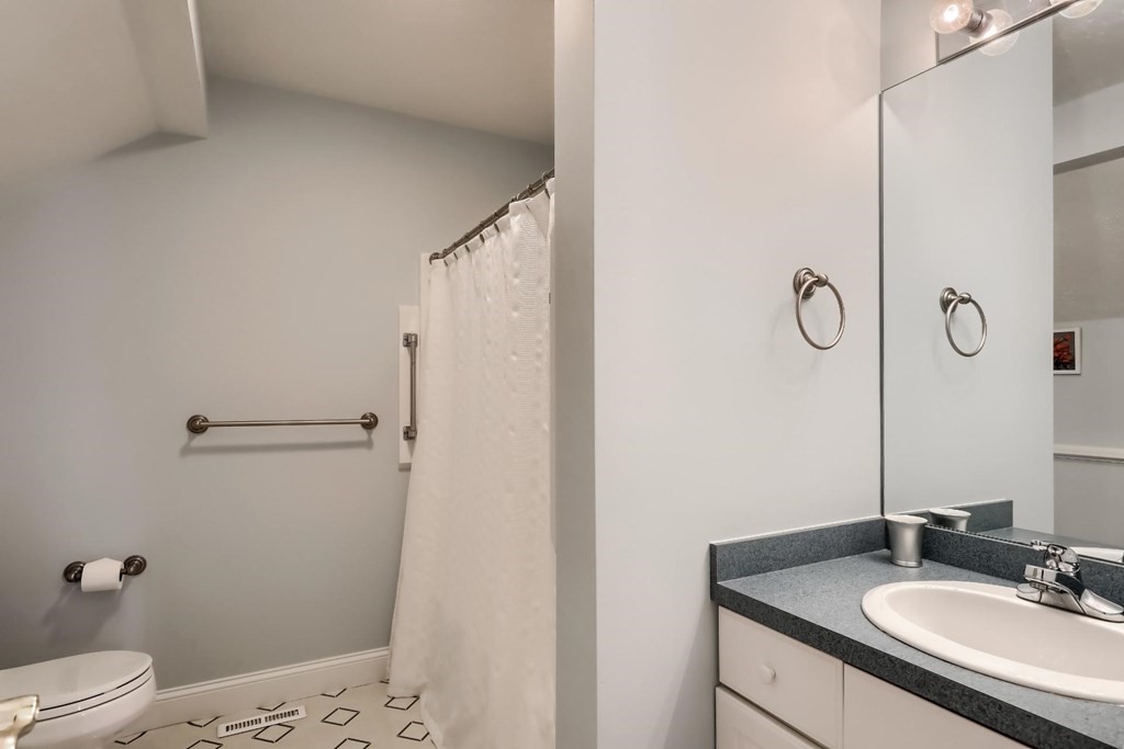 9 Darby Point, Unit 9 Mashpee, MA 02649 - Photo 28 of 42 Gallery Image 28