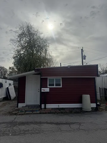 $70,000 | 1147 Rural Street, Unit 41, Aurora, IL 60505