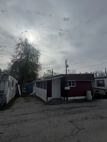 $70,000 | 1147 Rural Street, Unit 41, Aurora, IL 60505