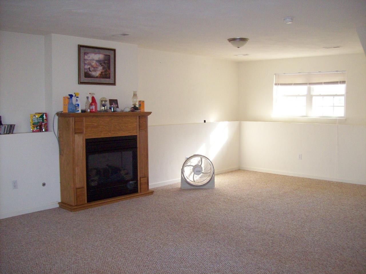 155 Northridge Road Hardy, VA 24101 - Photo 14 of 18 a view of an empty room with working area