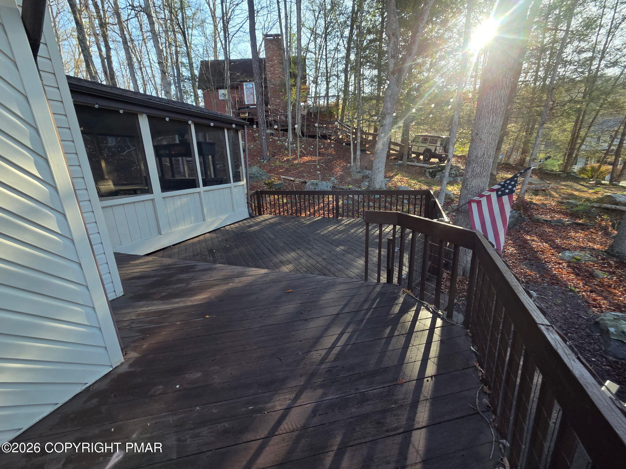408 Saunders Drive Bushkill, PA 18324 - Photo 3 of 30 30897