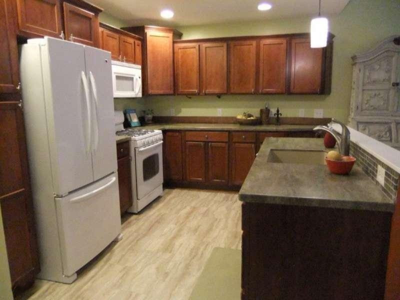 2967 Ridgeview Street, Unit 28 Muskegon, MI 49445 - Photo 7 of 20 DSCF5354