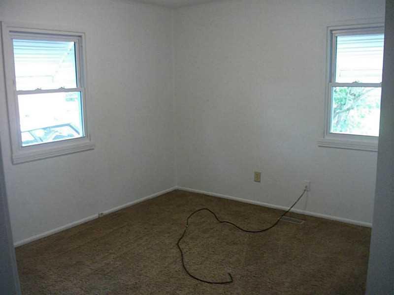 811 Barker Drive Springfield, OH 45505 - Photo 15 of 18