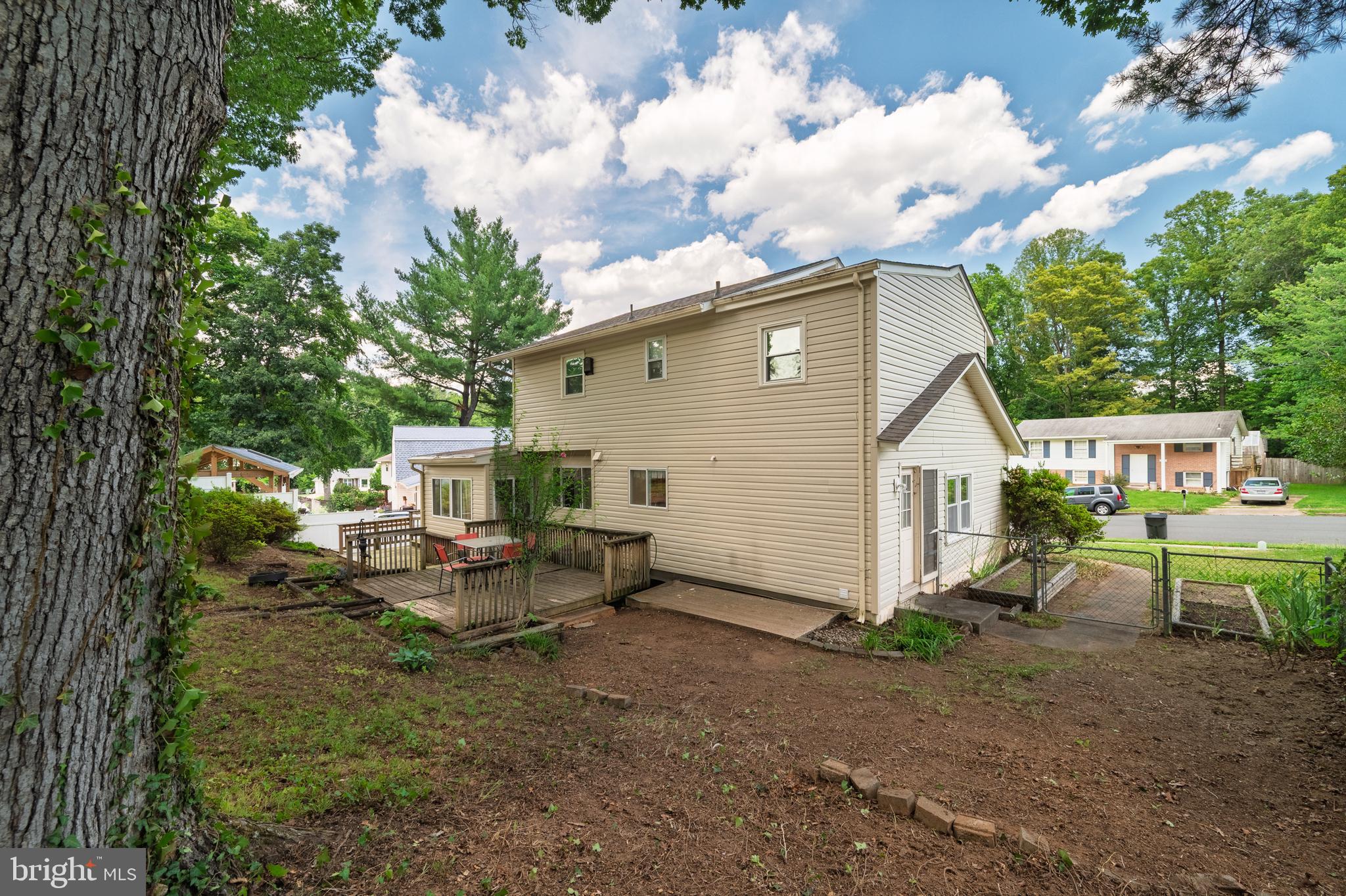 13008 Sturbridge Road Woodbridge, VA 22192 - Photo 12 of 25