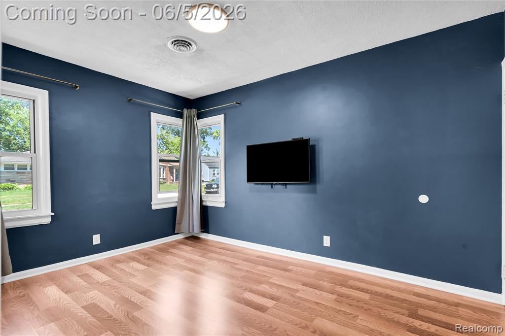 3280 Inman Street Ferndale, MI 48220 - Photo 9 of 24