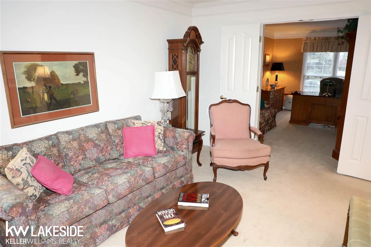3364 West York Court Rochester, MI 48306 - Photo 24 of 42 31366706-23.JPG