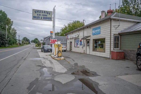 $188,900 | 44 Main Street, Albion, ME 04910