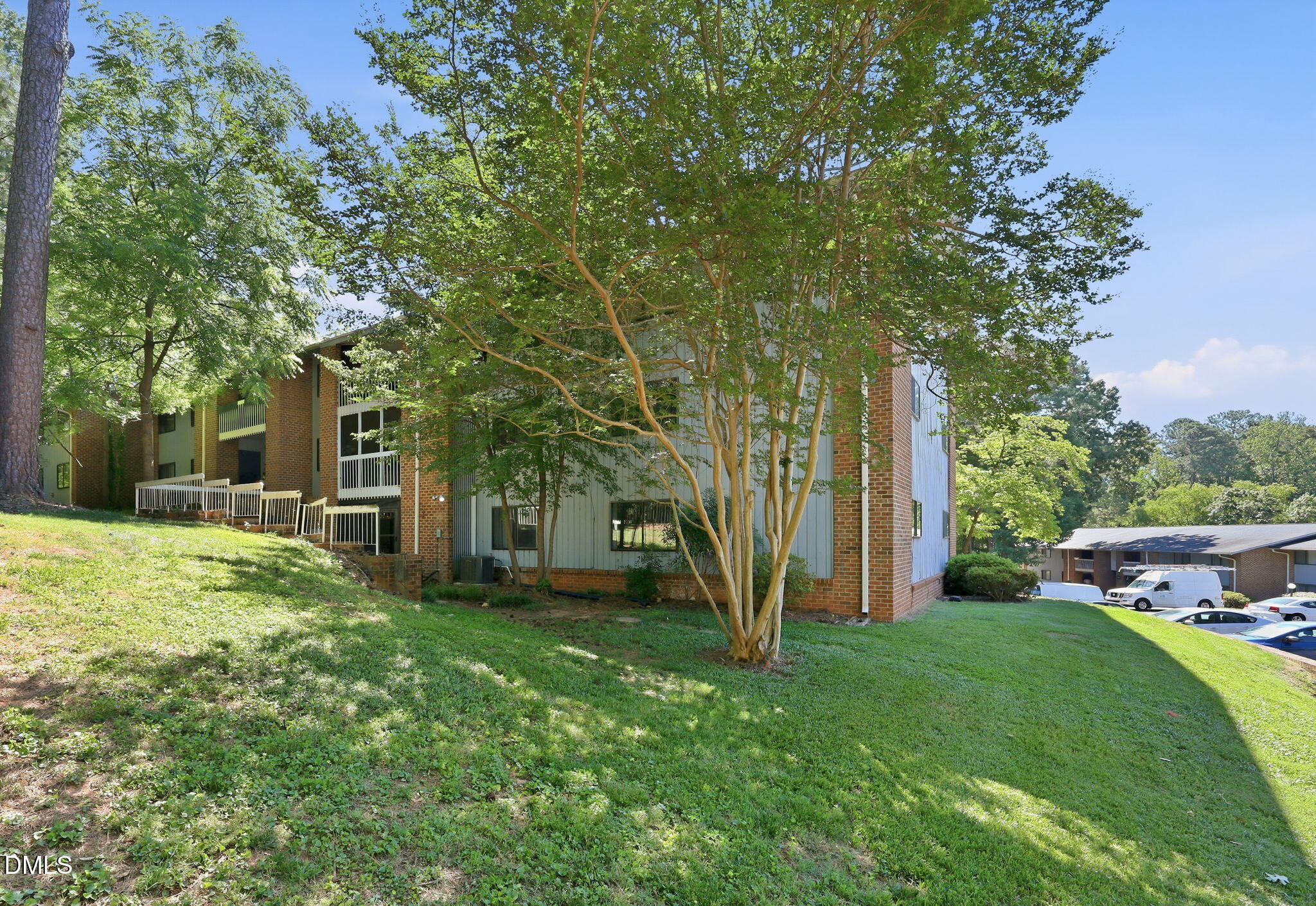 1008 Sandlin Place, Unit B Raleigh, NC 27606 - Photo 28 of 37
