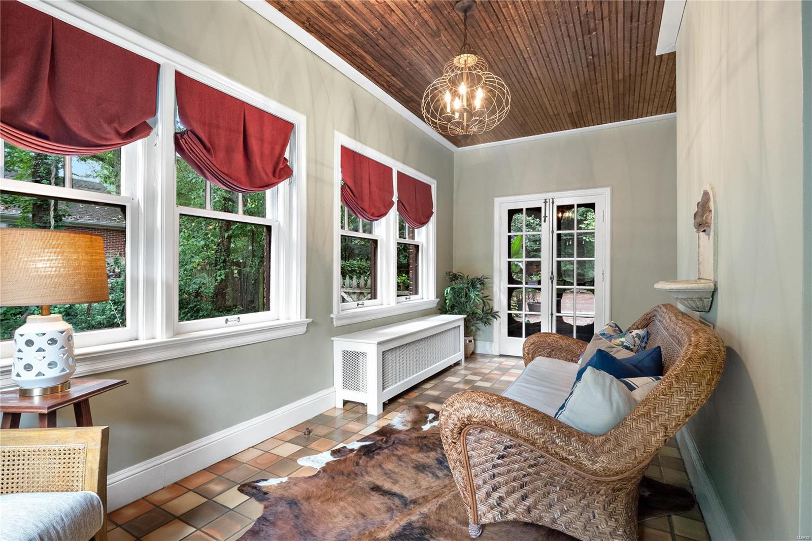 307 Park Road Webster Groves, MO 63119 - Photo 11 of 68