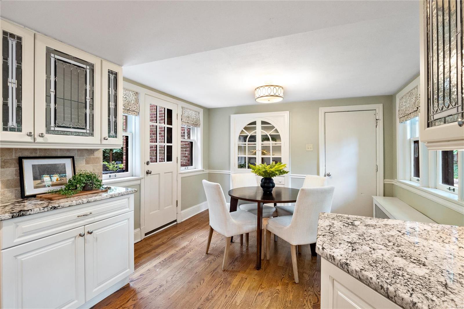 307 Park Road Webster Groves, MO 63119 - Photo 18 of 68