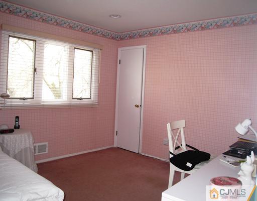 44 Rath Lane East Brunswick, NJ 08816 - Photo 21 of 25 Gallery Image 21