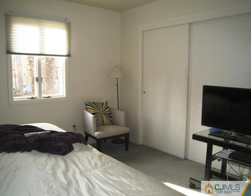 44 Rath Lane East Brunswick, NJ 08816 - Photo 22 of 25 Gallery Image 22
