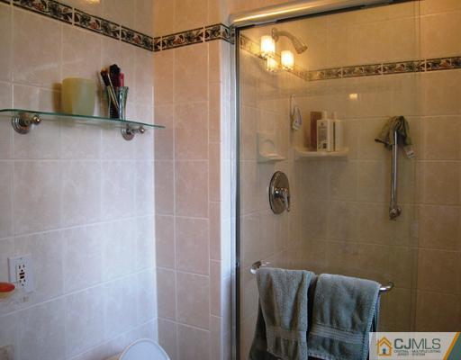 44 Rath Lane East Brunswick, NJ 08816 - Photo 23 of 25 Gallery Image 23