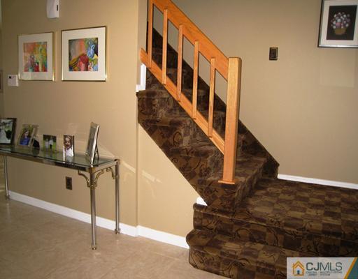 44 Rath Lane East Brunswick, NJ 08816 - Photo 5 of 25 Gallery Image 5