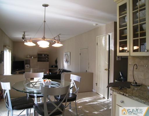 44 Rath Lane East Brunswick, NJ 08816 - Photo 10 of 25 Gallery Image 10
