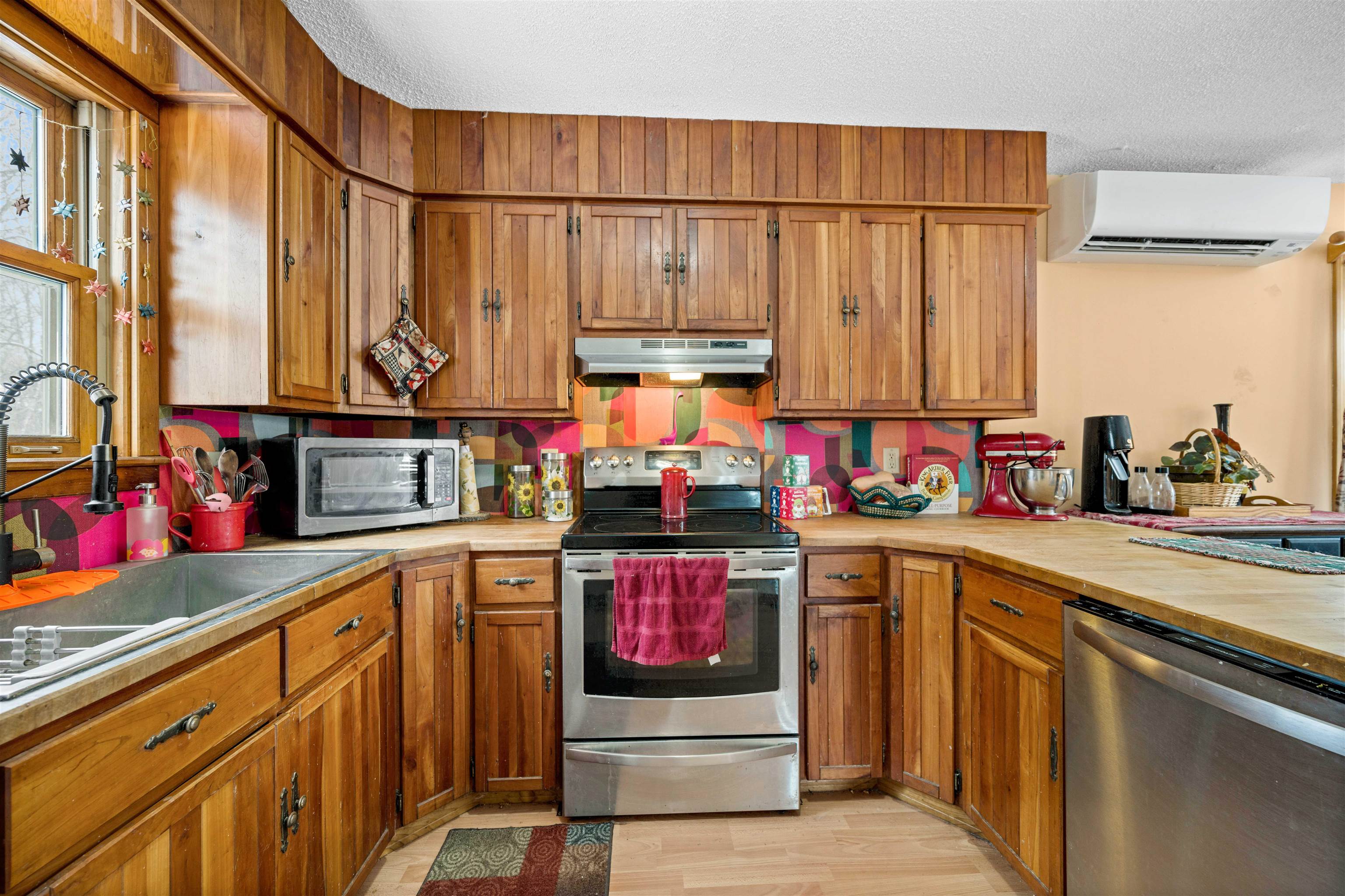 637 Old Deuso Road Eden, VT 05652 - Photo 3 of 39