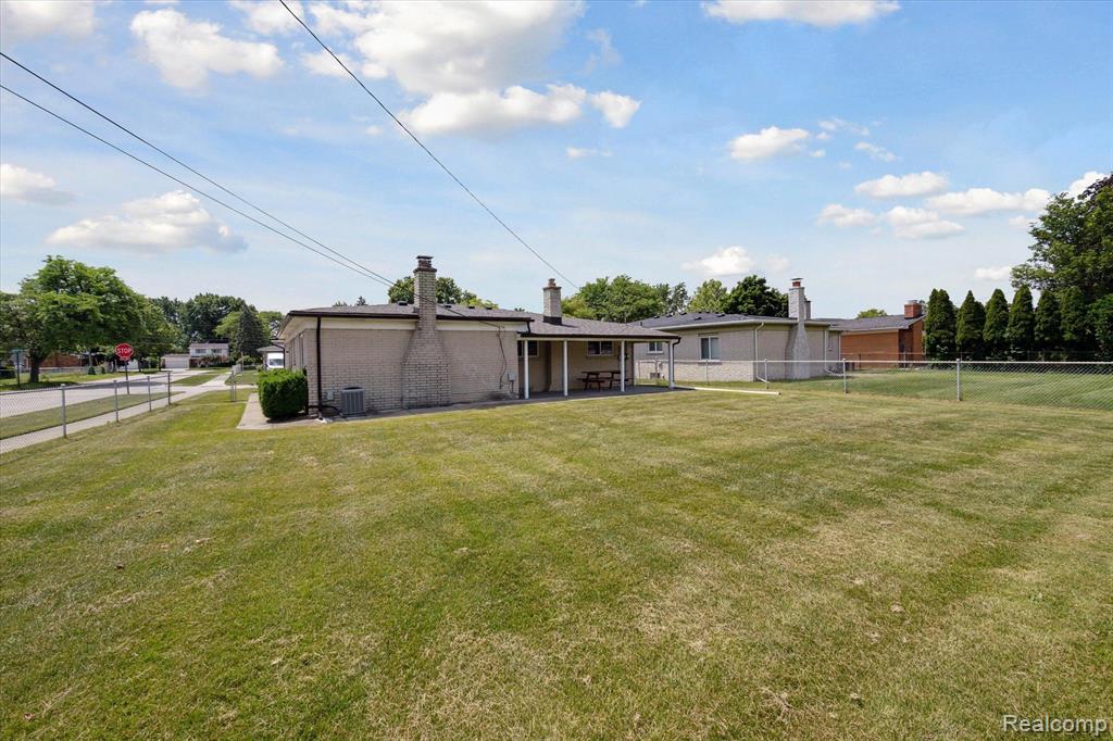 2697 Rhodes Drive Troy, MI 48083 - Photo 40 of 45 Gallery Image 40