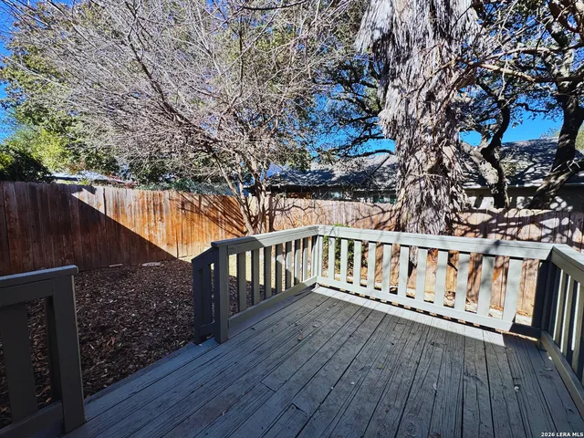 $1,695 | 7718 Wexford Grove, San Antonio, TX 78240