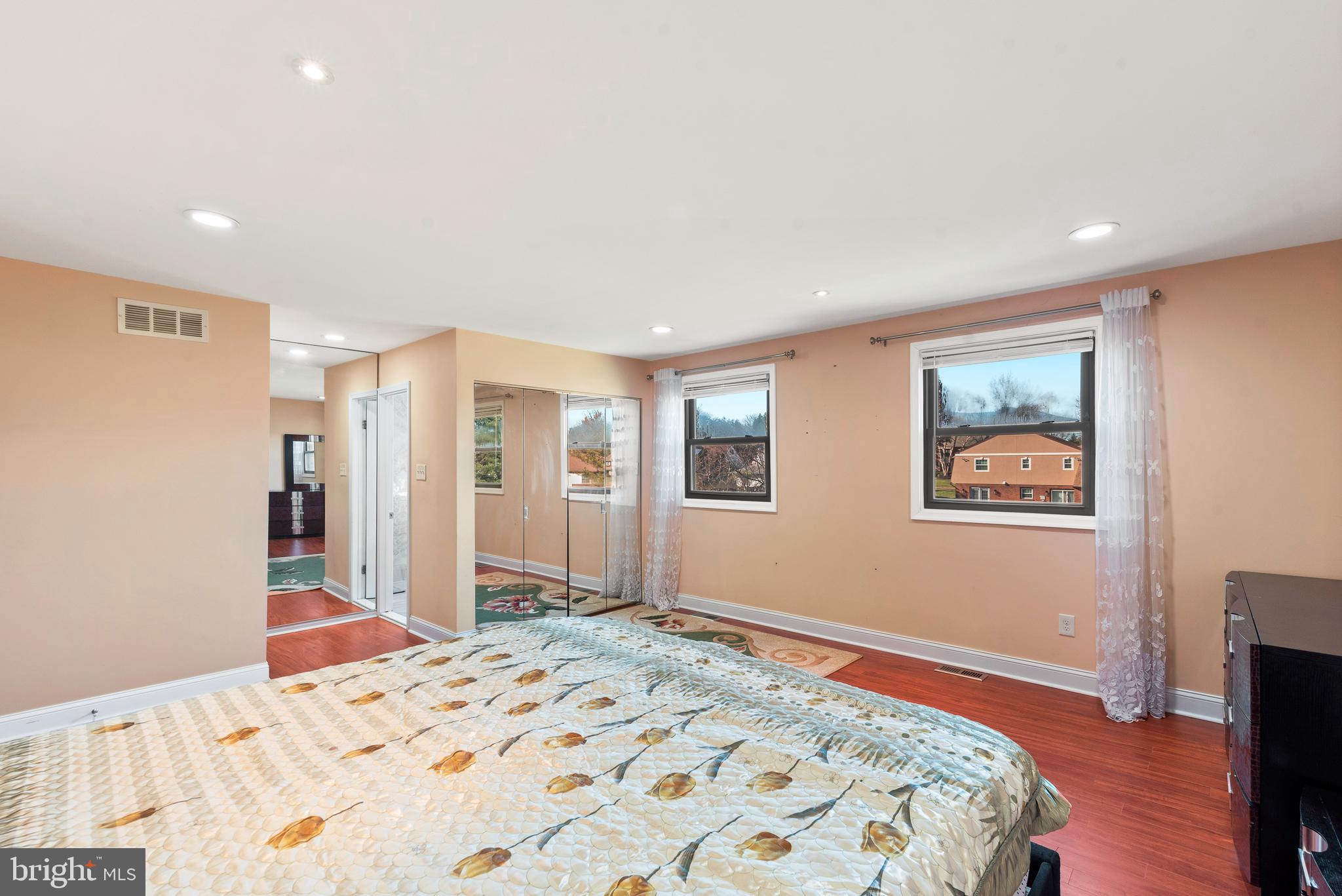 70 Snowflake Road Huntingdon Valley, PA 19006 - Photo 21 of 30 Gallery Image 21