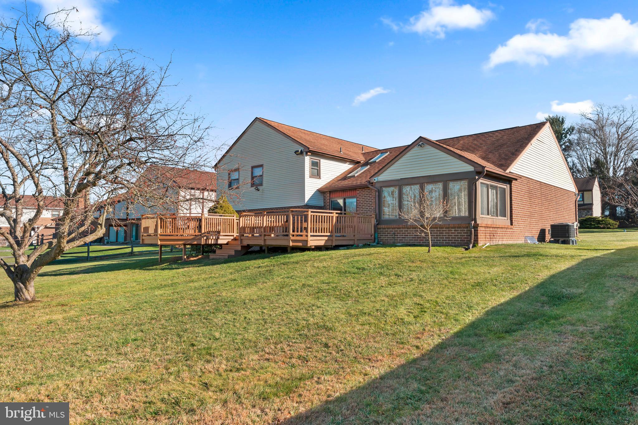 70 Snowflake Road Huntingdon Valley, PA 19006 - Photo 4 of 30 Gallery Image 4
