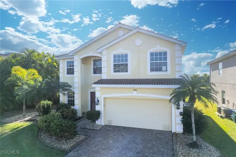 $450,000 | 2084 Cape Heather Circle, Cape Coral, FL 33991