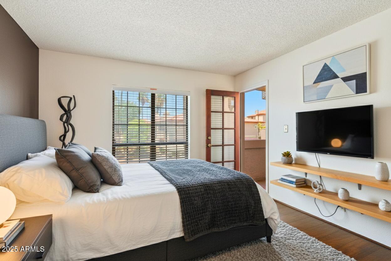 10410 North Cave Creek Road, Unit 2229 Phoenix, AZ 85020 - Photo 17 of 28 Primary Bedroom