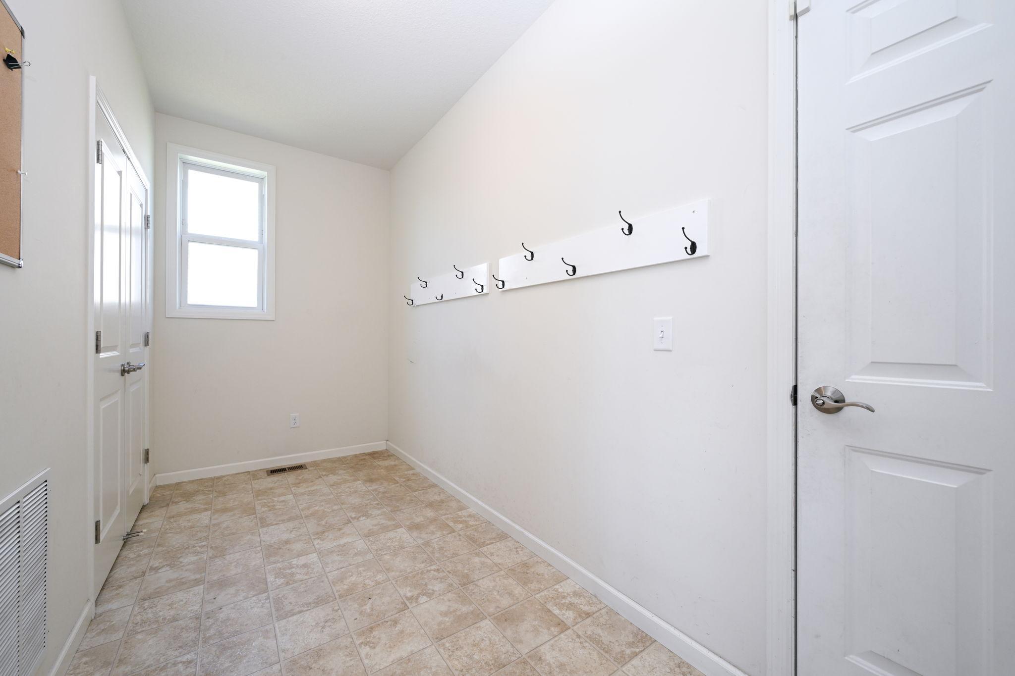9343 Compass Pointe Road Woodbury, MN 55129 - Photo 15 of 40