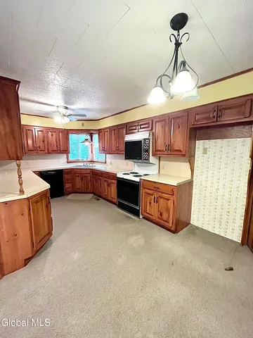 $277,000 | 143 Mary Street, Tribes Hill, NY 12177