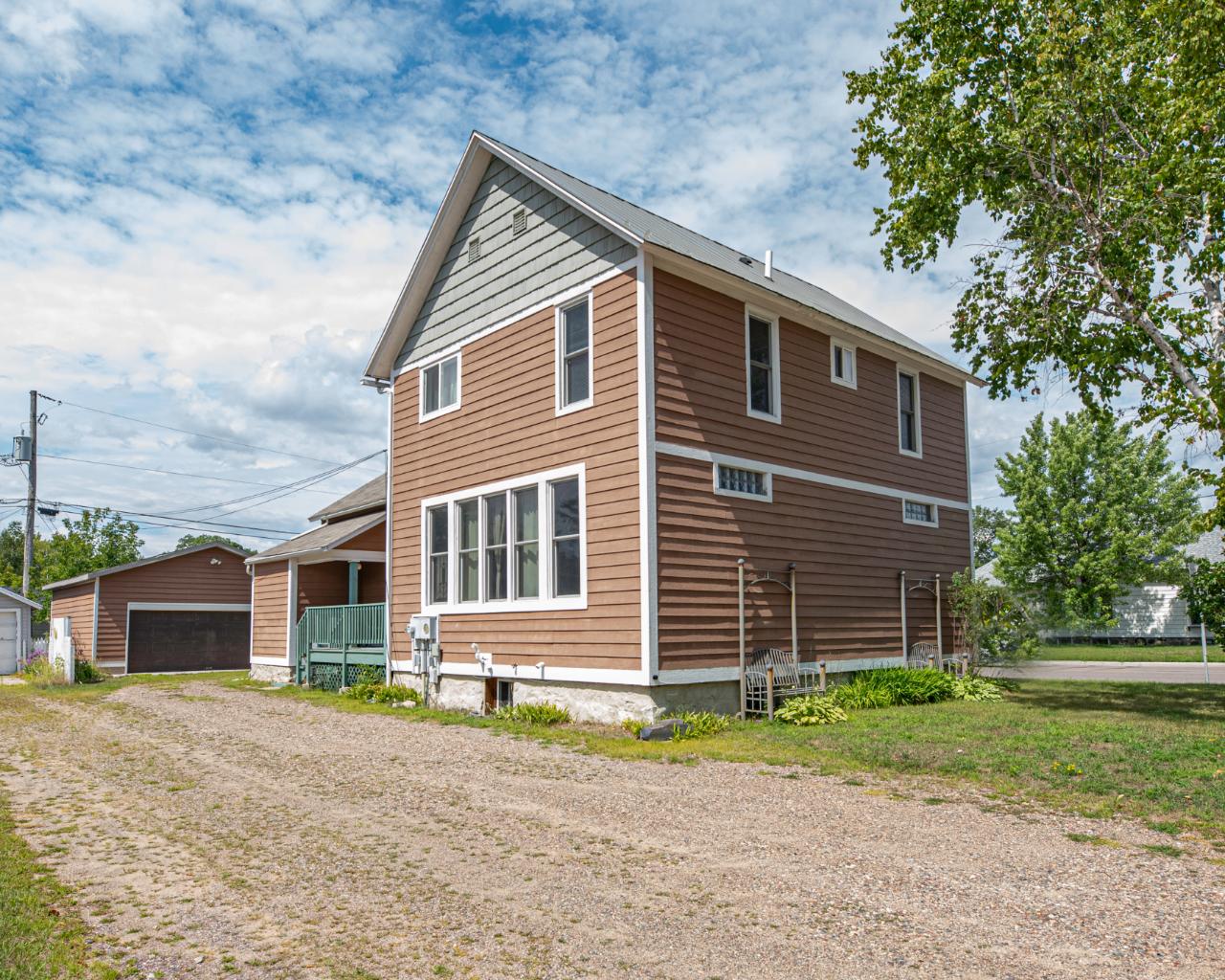218 East Kemp Street Rhinelander, WI 54501 - Photo 2 of 25 Gallery Image 2