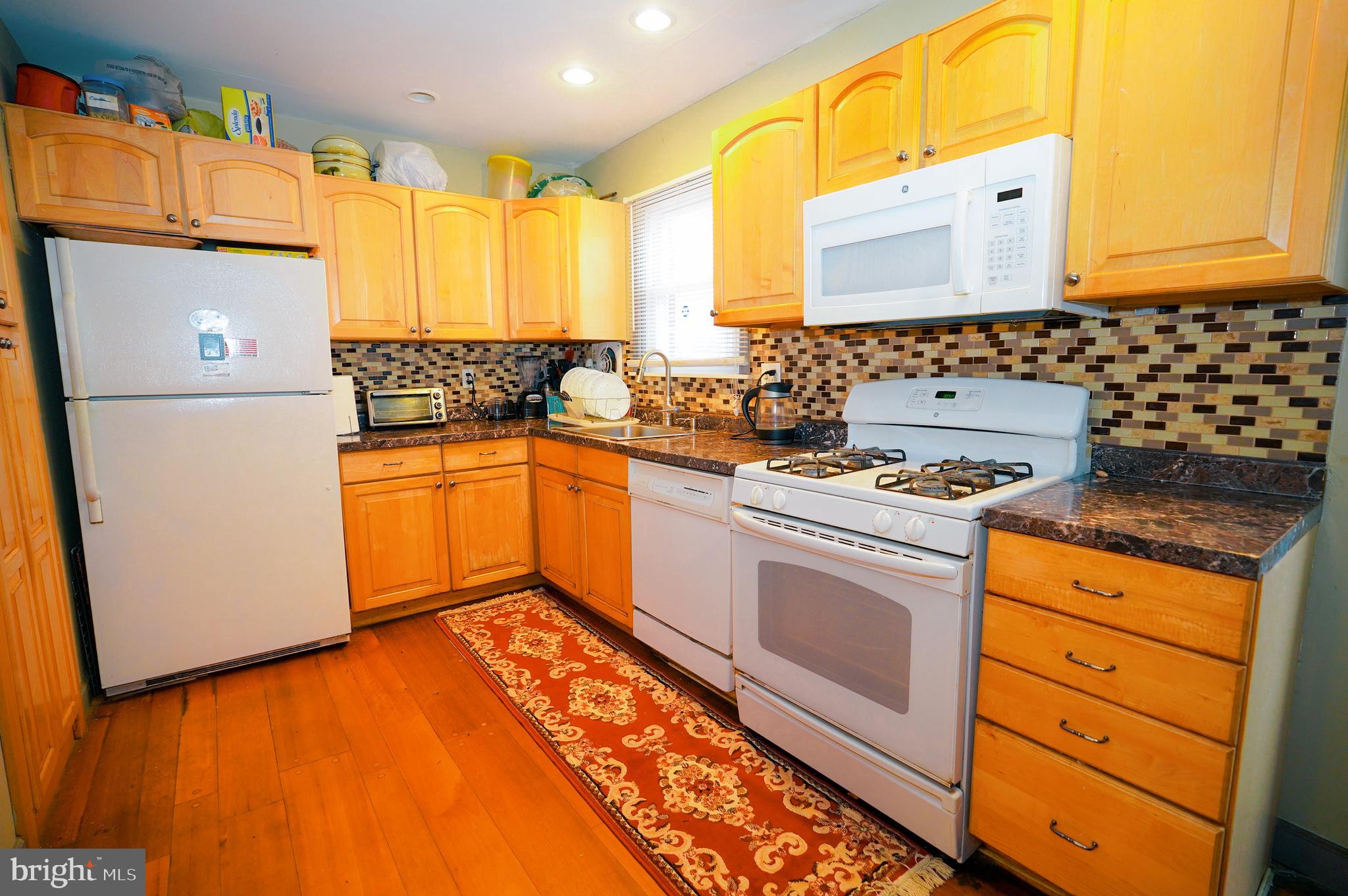 9997 Sandy Road Philadelphia, PA 19115 - Photo 13 of 36 Gallery Image 13