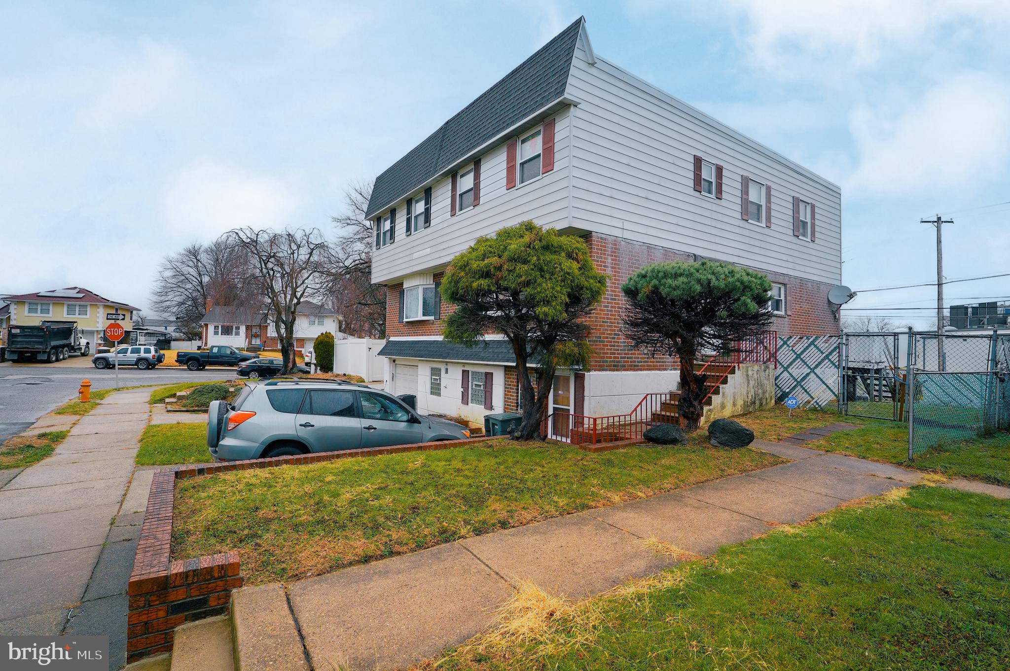 9997 Sandy Road Philadelphia, PA 19115 - Photo 2 of 36 Gallery Image 2