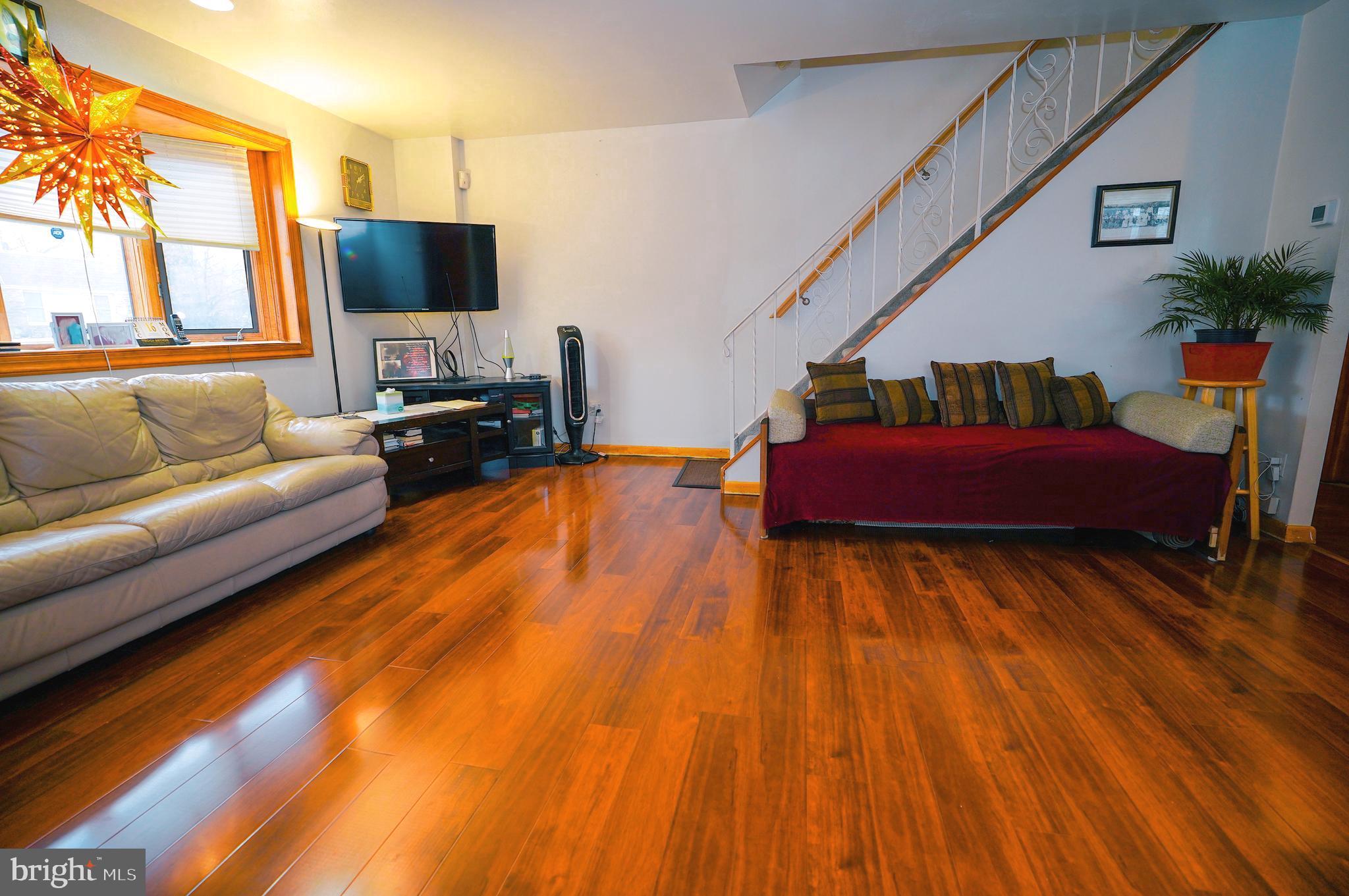 9997 Sandy Road Philadelphia, PA 19115 - Photo 5 of 36 Gallery Image 5
