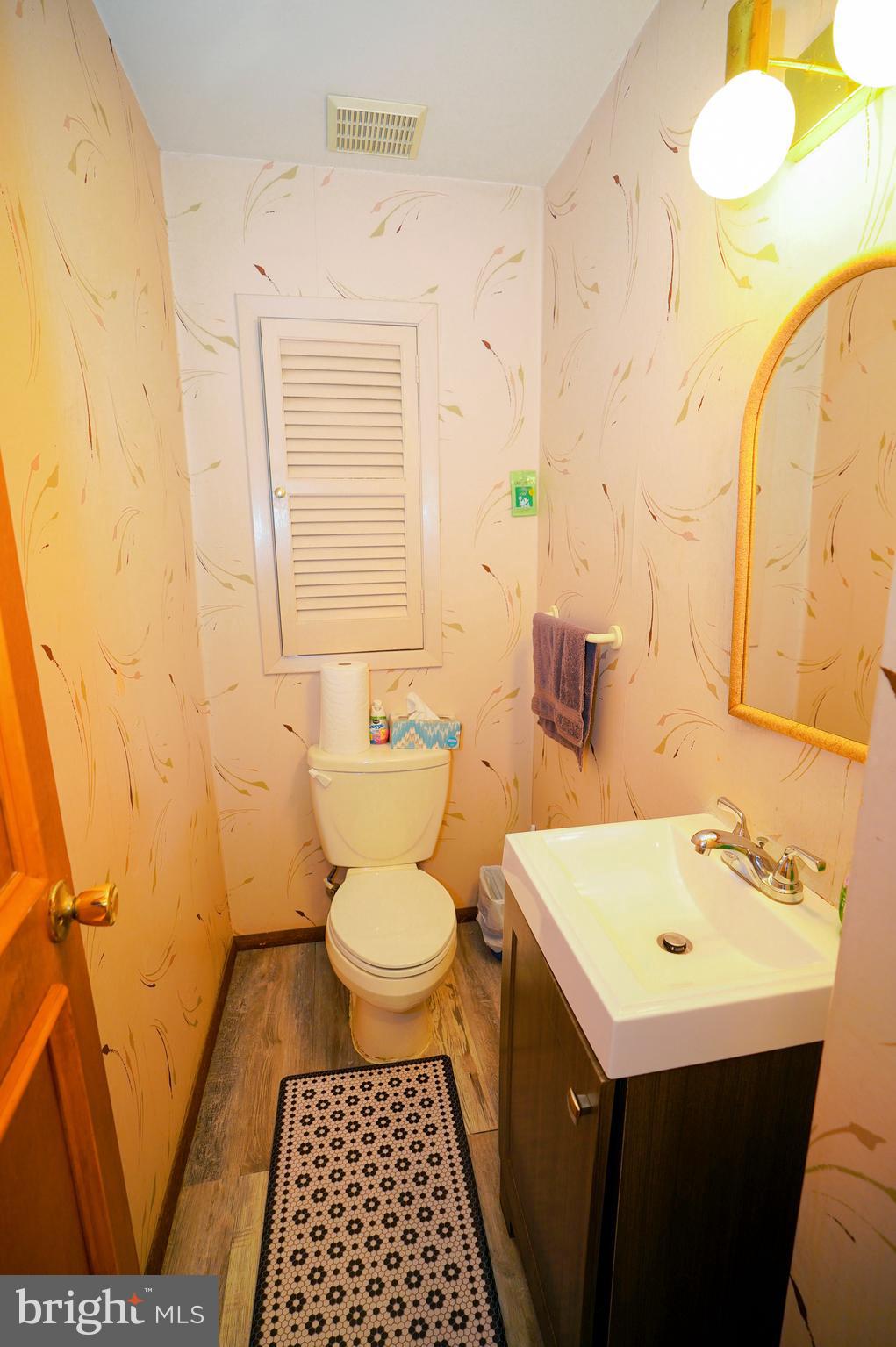 9997 Sandy Road Philadelphia, PA 19115 - Photo 10 of 36 Gallery Image 10