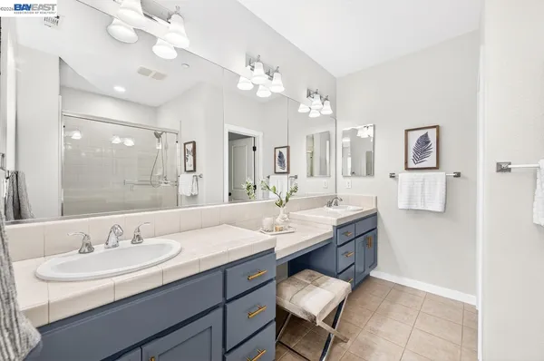 $799,000 | 161 North L Street, Unit 103, Livermore, CA 94550