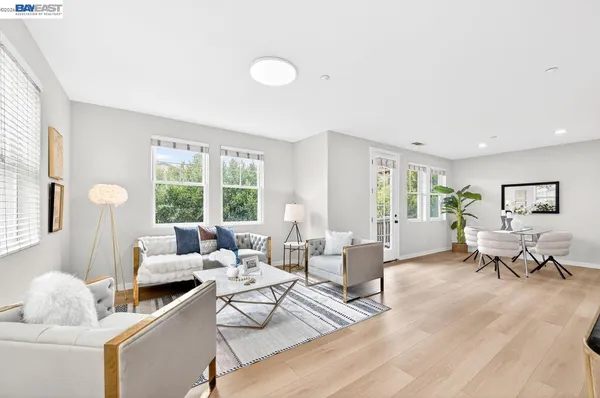 $799,000 | 161 North L Street, Unit 103, Livermore, CA 94550