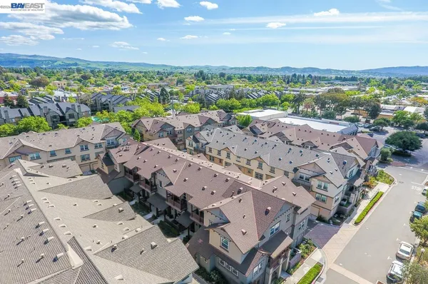 $799,000 | 161 North L Street, Unit 103, Livermore, CA 94550