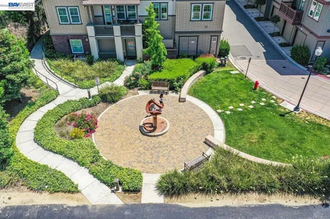 $799,000 | 161 North L Street, Unit 103, Livermore, CA 94550