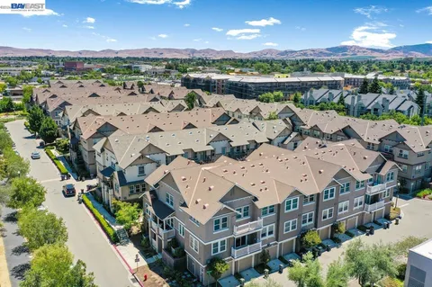 $799,000 | 161 North L Street, Unit 103, Livermore, CA 94550