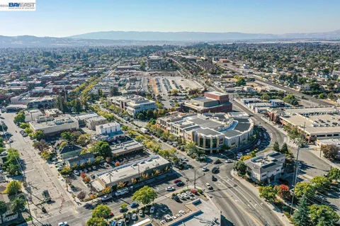 $799,000 | 161 North L Street, Unit 103, Livermore, CA 94550