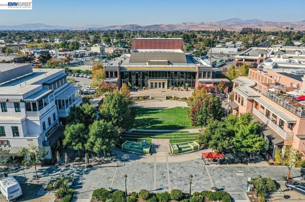 $799,000 | 161 North L Street, Unit 103, Livermore, CA 94550