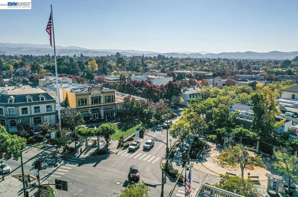 $799,000 | 161 North L Street, Unit 103, Livermore, CA 94550