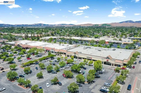 $799,000 | 161 North L Street, Unit 103, Livermore, CA 94550