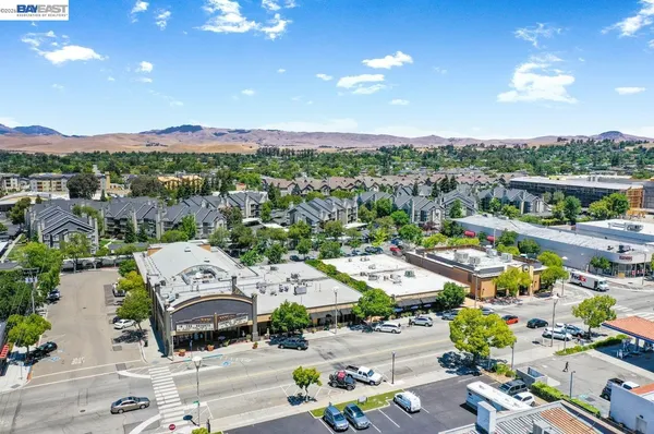 $799,000 | 161 North L Street, Unit 103, Livermore, CA 94550