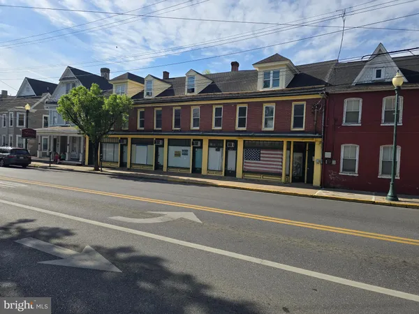 $800 | 519 West King Street, Unit 3, Martinsburg, WV 25401